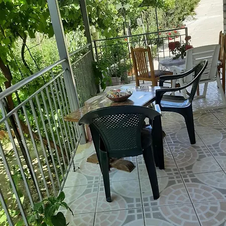 Apartment Garufalia