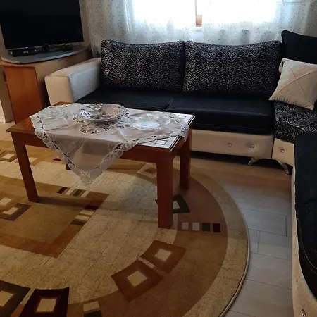 Garufalia Apartament Peshkepi e Poshtme
