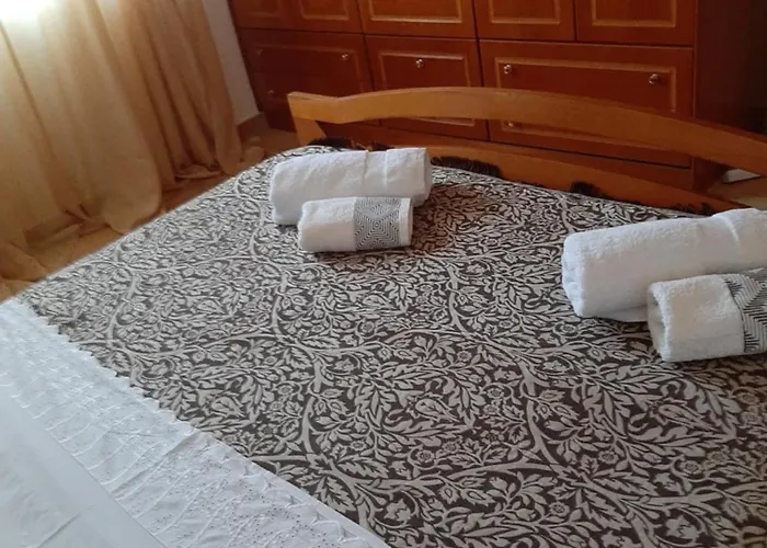 Garufalia Lägenhet Peshkepi e Poshtme